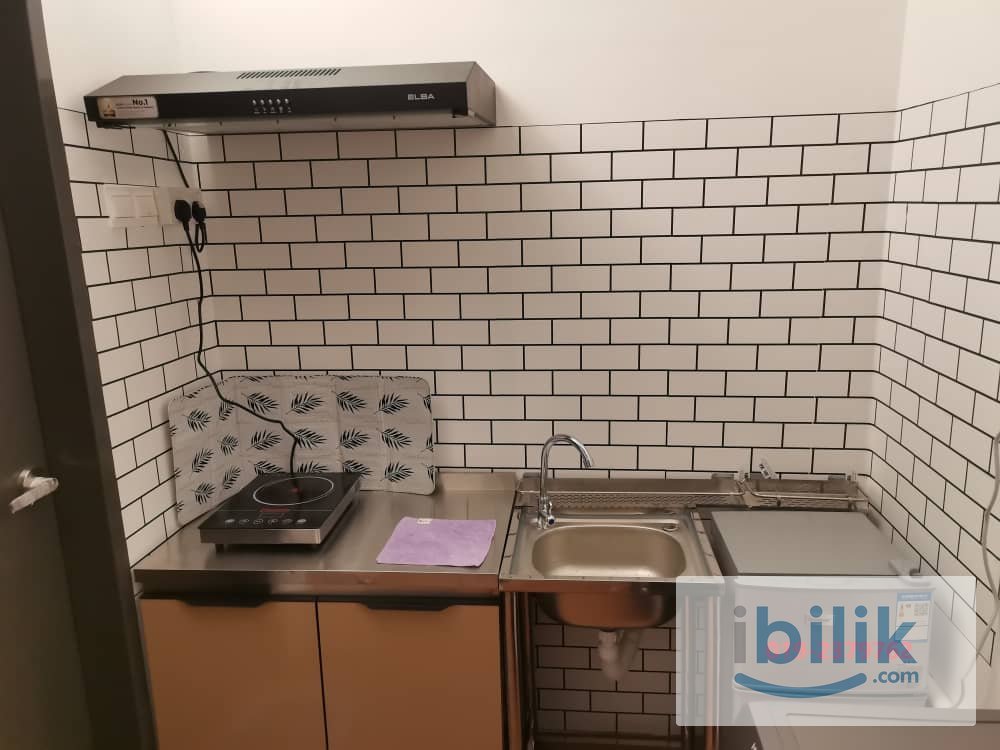 UCSI Residence 2 Studio Room With Kitchen Cabinet - Image 4