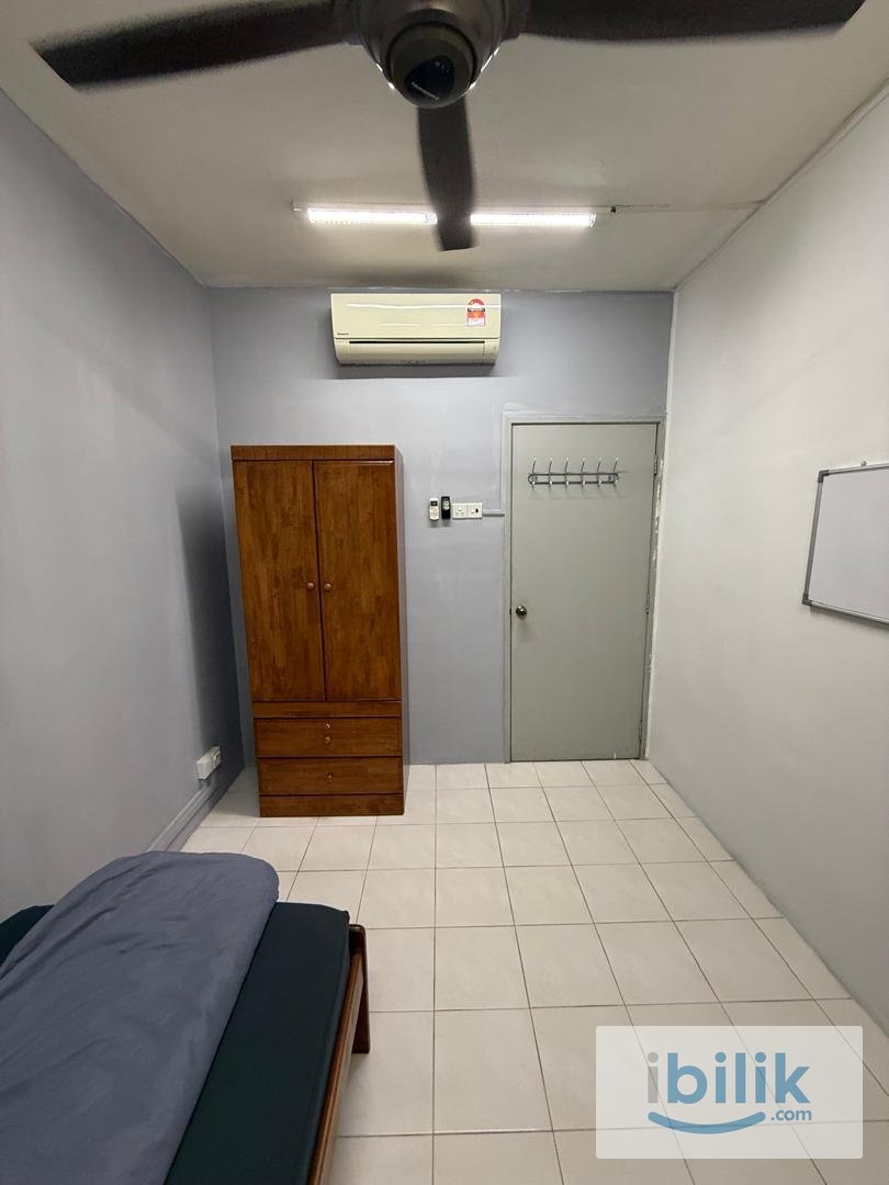 Angkasa Condominium Middle Room  - Image 3