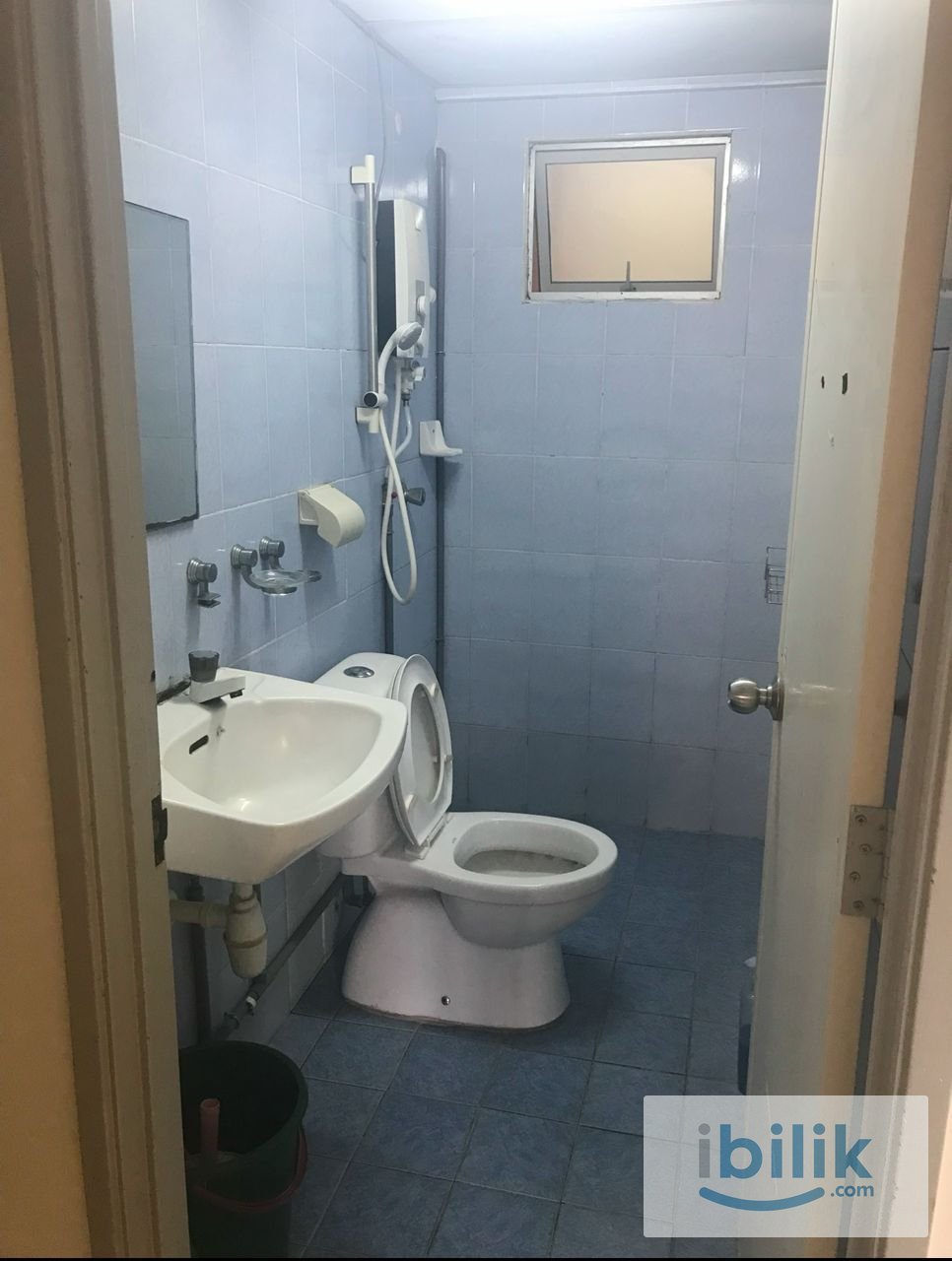 Angkasa Condominium Middle Room  - Image 4