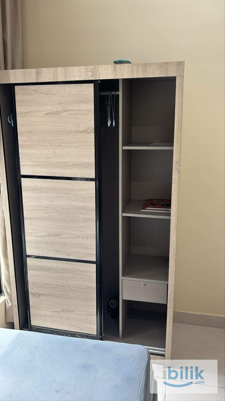 Majestic Maxim Single Room - Image 3