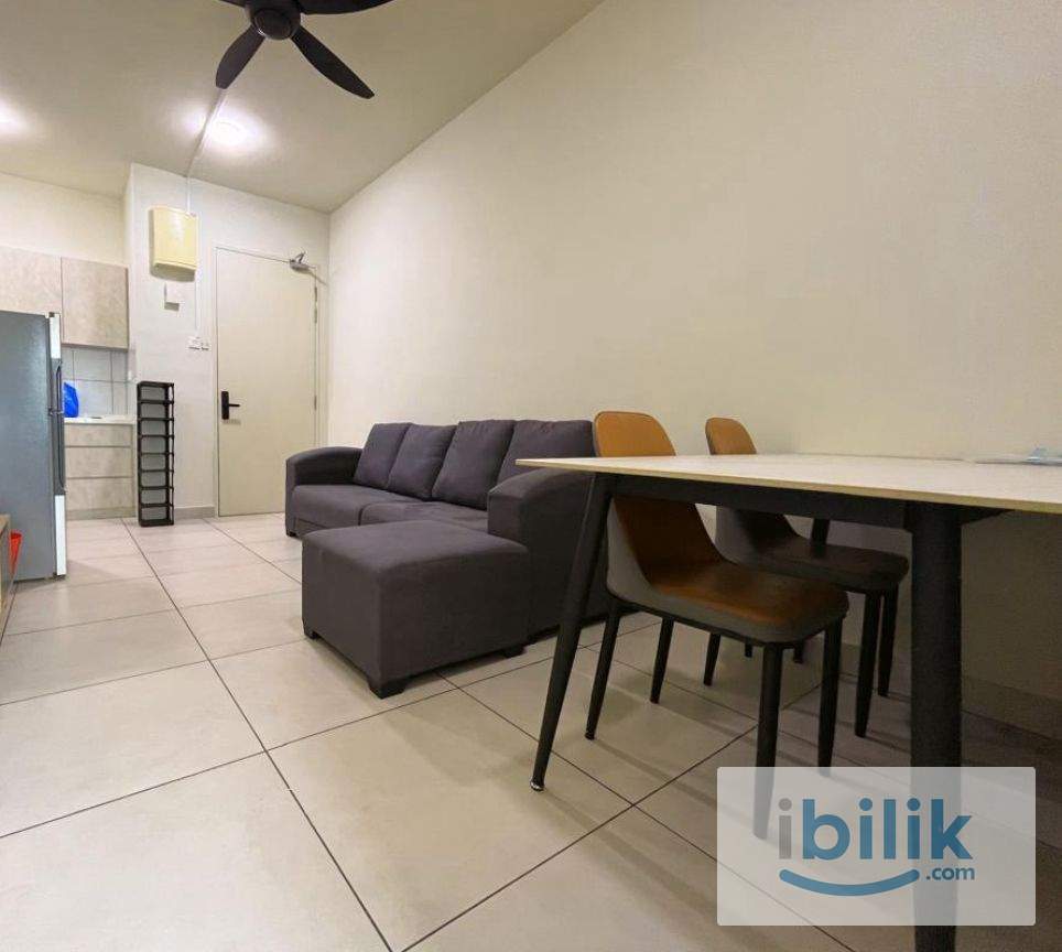 Majestic Maxim Balcony Room - Image 3