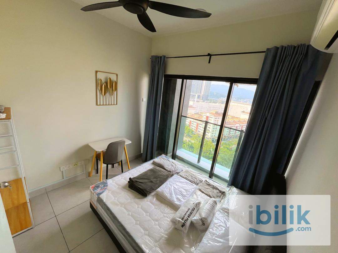 Majestic Maxim Balcony Room - Image 1