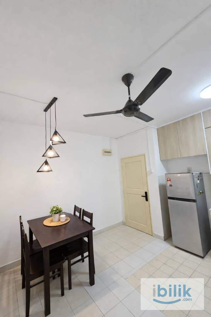 Middle Room at Bandar Sri Permaisuri, Cheras - Image 9