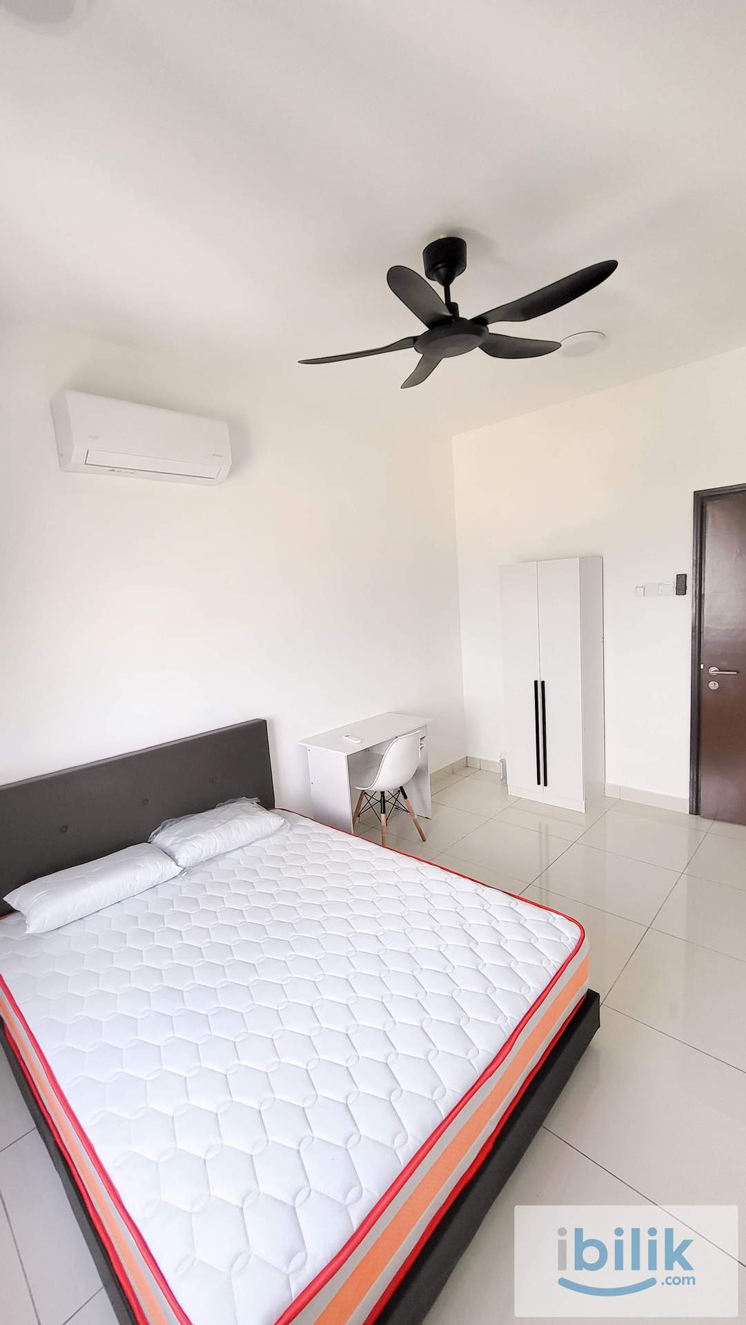 Medium room  - Image 1