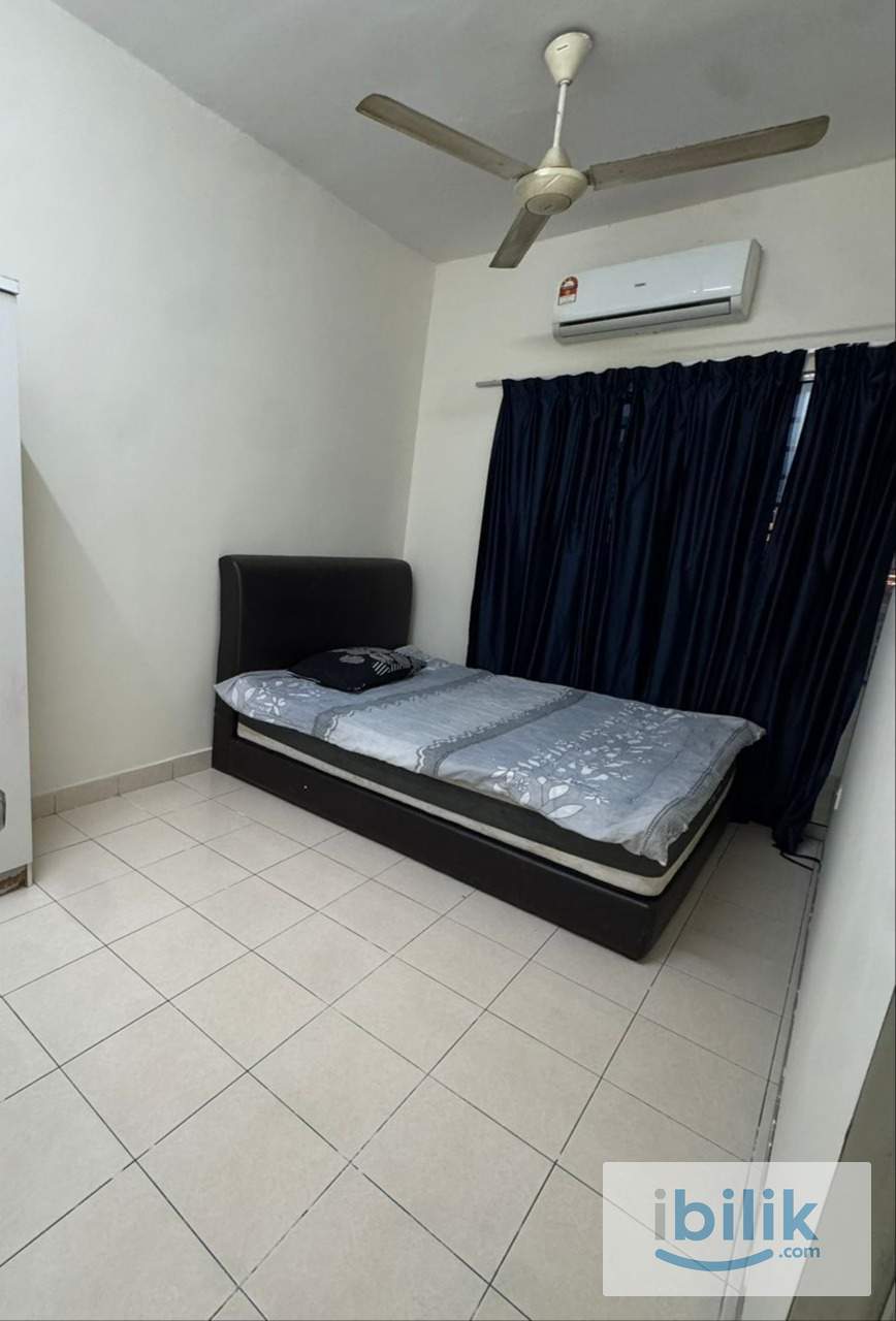 Medium Room for rent at 👉 Suriamas Condominium Pjs 10 - Image 1