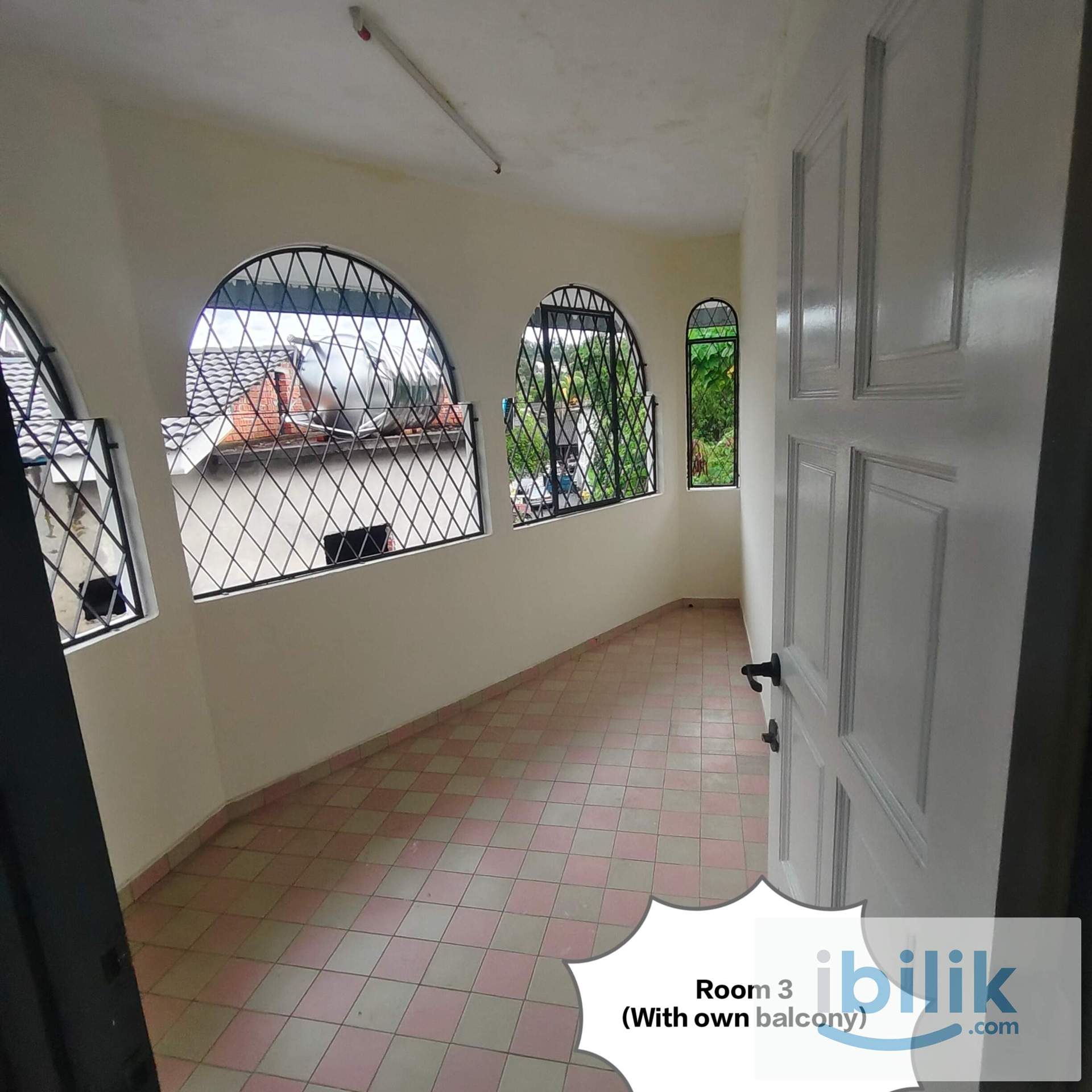 Female Room (Private Bath) - Image 6
