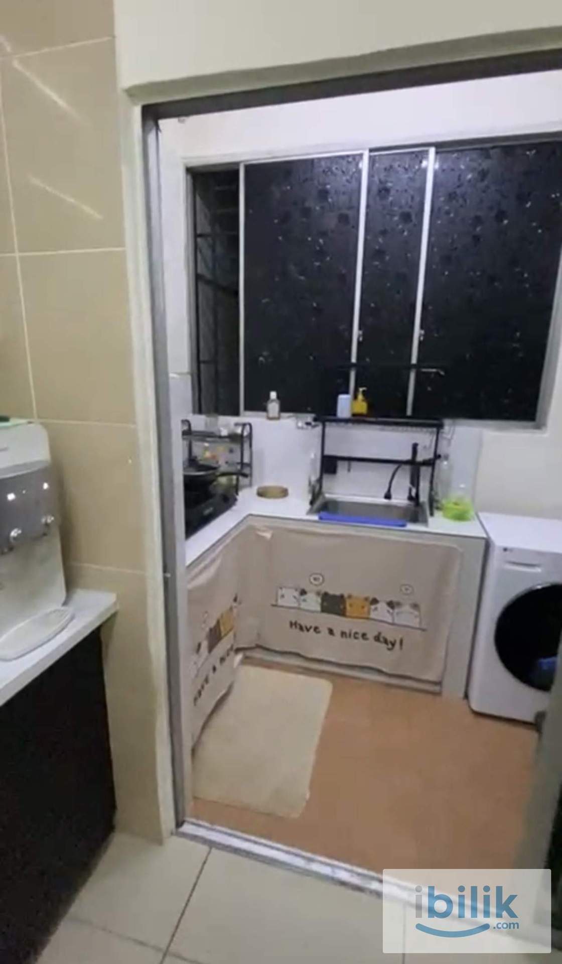 Small Room - Image 5