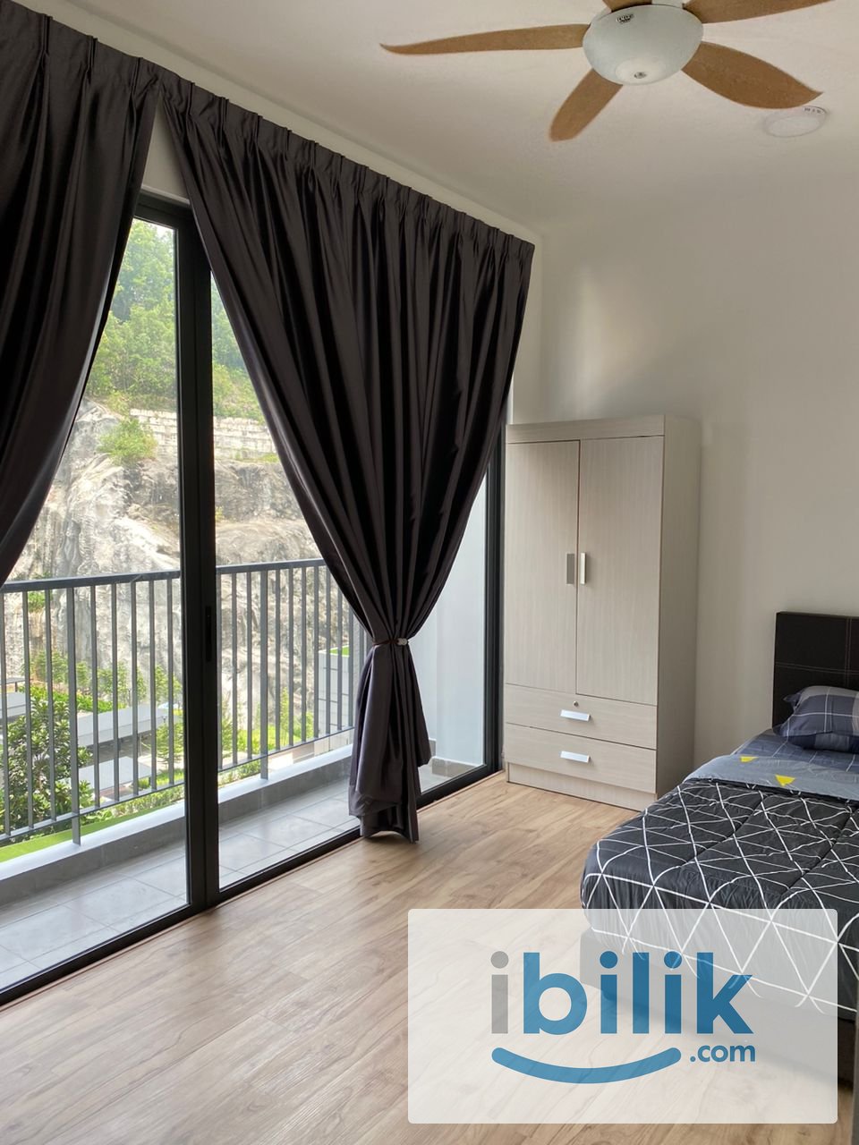 Medium room & Master room to rent at Riana South, Taman Connaught Cheras Female Unit - Image 6