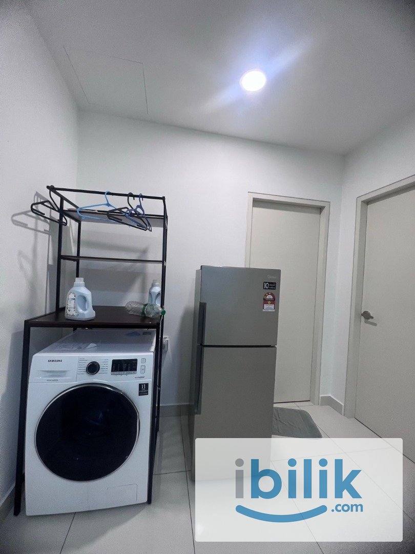 Medium room to rent at Greenfield Residence Female Unit - Image 6