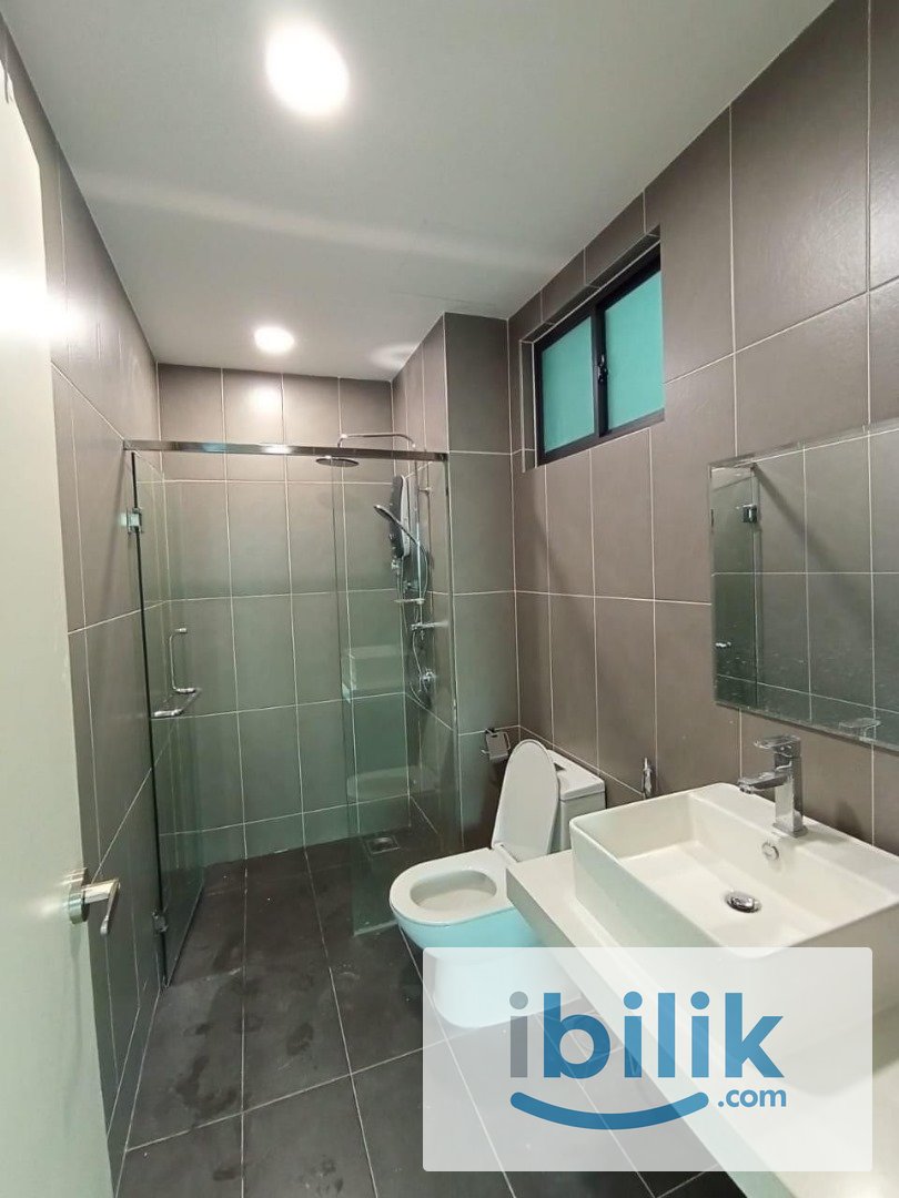 Medium room to rent at Greenfield Residence Female Unit - Image 5