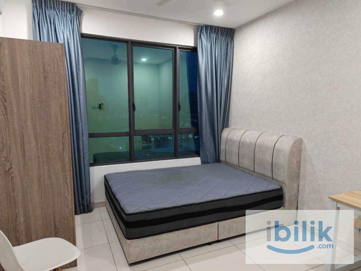 Riana South Medium Room for Female Walking distance to UCSI - Image 1