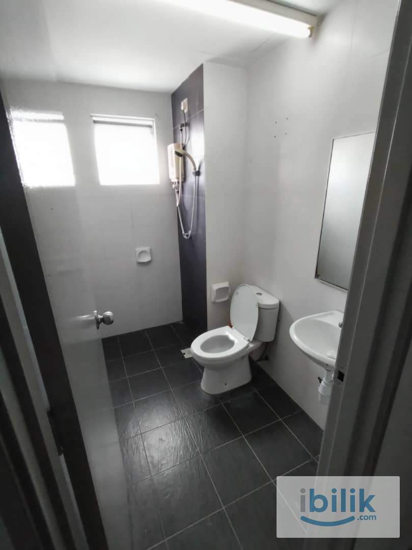 Single Room Femalu Unit Include Utilities - Image 5