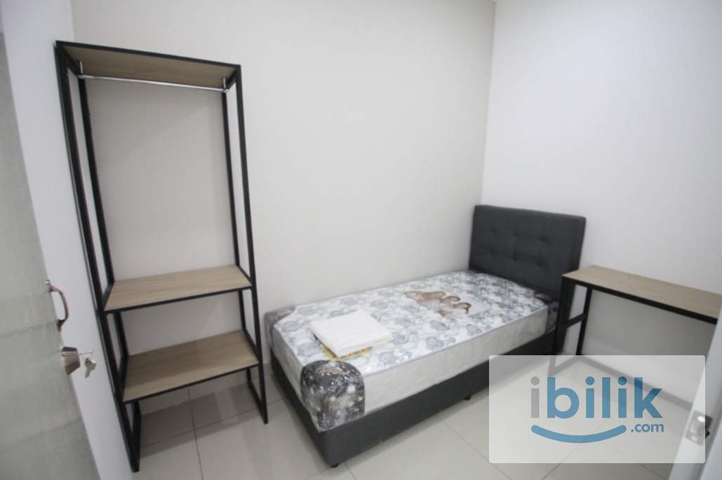 3 mins walks to MRT KD, 1 Station to Dataran Sunway, 2 Station to IKEA, 3 Station to KPMG - Image 1