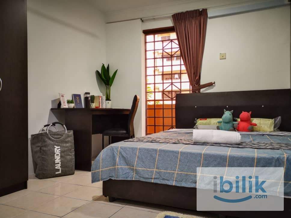 Female unit! 6 minutes walk to MRT Surian, 1 Station to Segi/Ikea, 2station to 1 Utama, 3 Station to TTDI, Middle room - Image 1