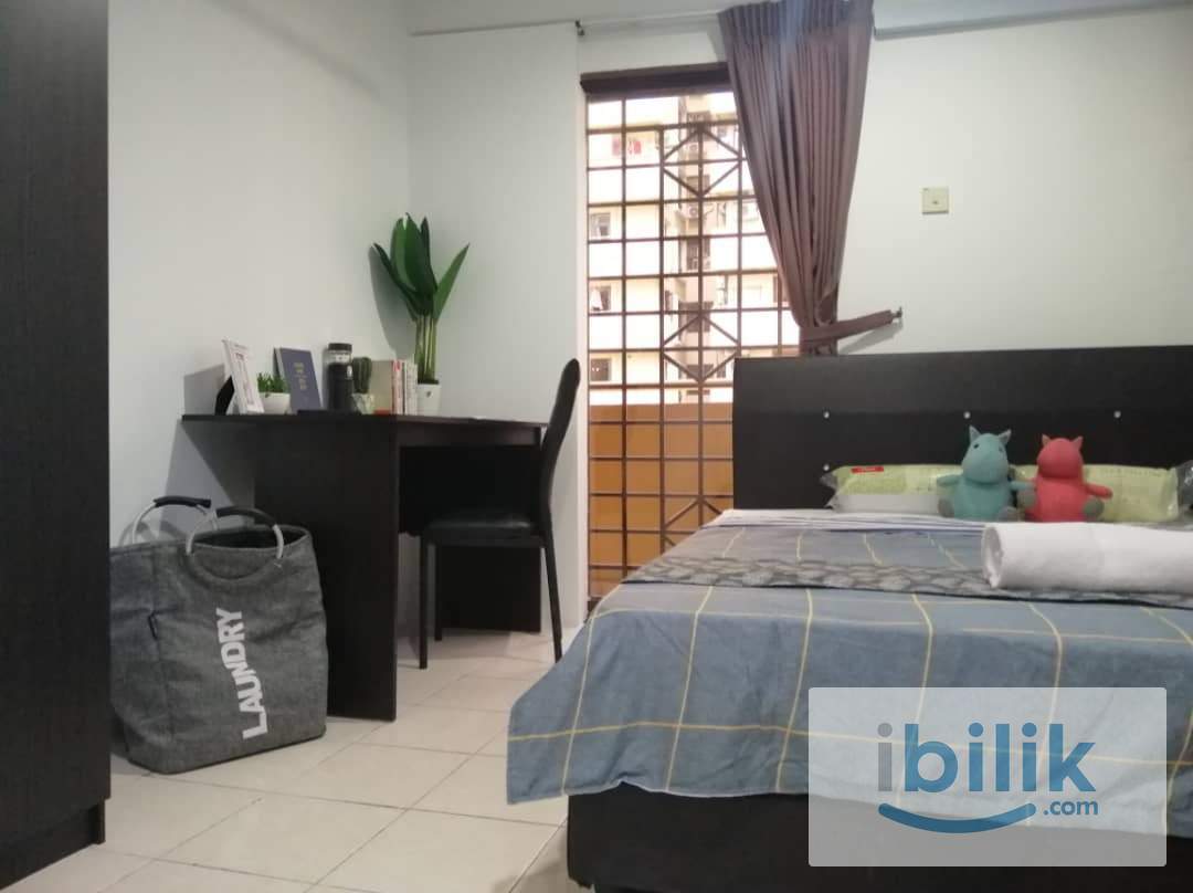 Female unit! 6 minutes walk to MRT Surian, 1 Station to Segi/Ikea, 2station to 1 Utama, 3 Station to TTDI, Middle room - Image 3