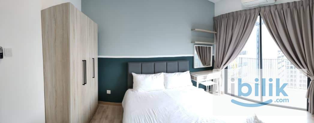Middle room @ Emporis, 5mins walk to EmHub, Doorstep to Jaya Grocer/Ninso/Coffee shop, 8mins to Sunway Nexis/Giza - Image 1