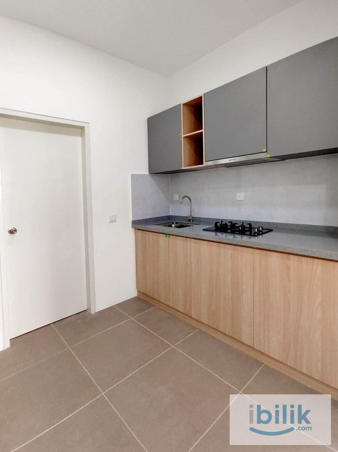 Single room, 2mins walks to MRT JINJANG, 🚶2mins to Restaurants and Shoplots, 10mins to Aeon Big/ Desapark city  - Image 4