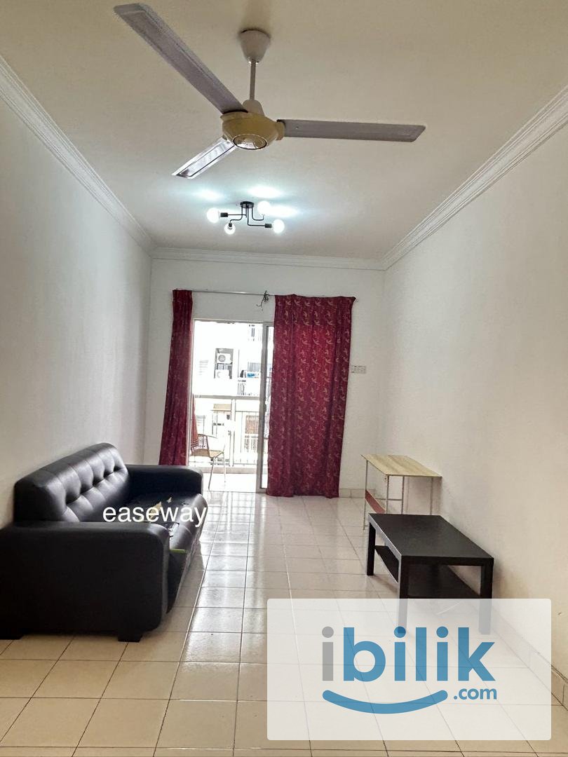 Master Room - Image 1