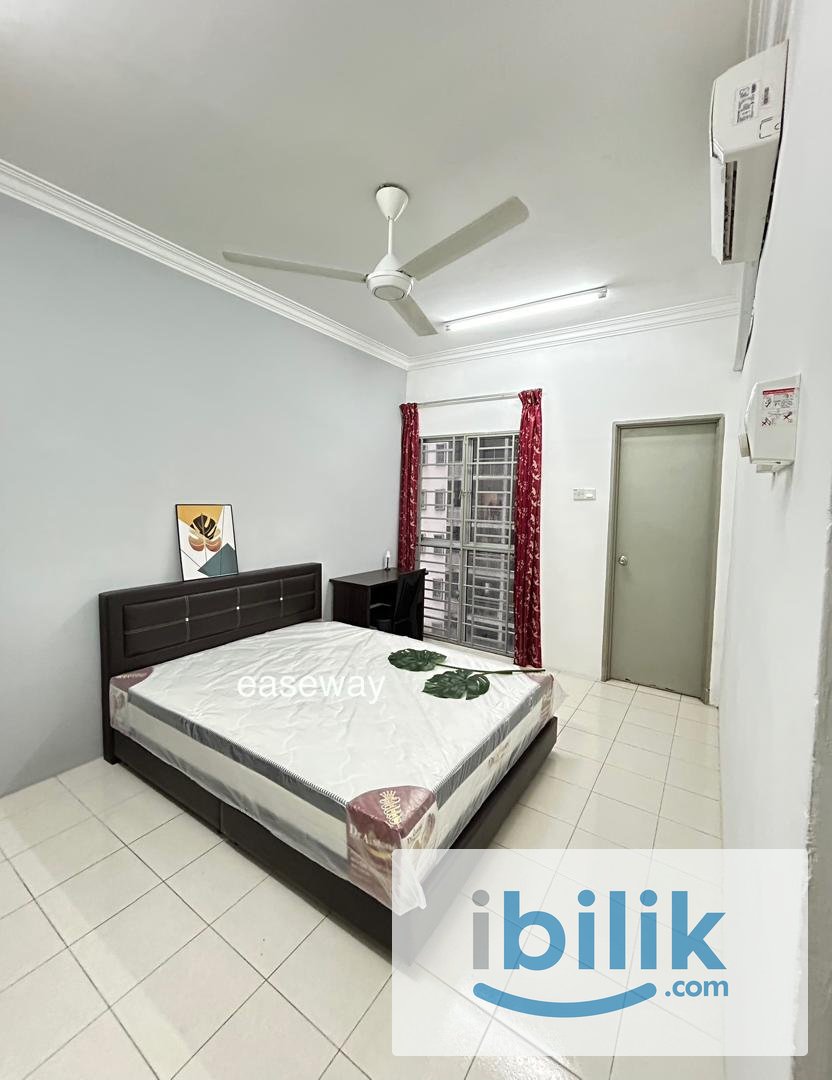 Master Room - Image 5