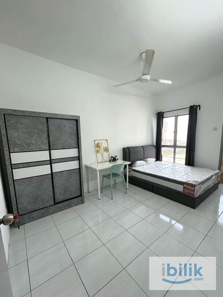 Fully Furnished Master Room For Rent - Image 1