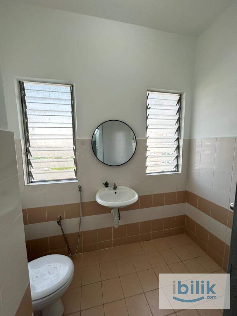 Fully Furnished Master Room For Rent - Image 2