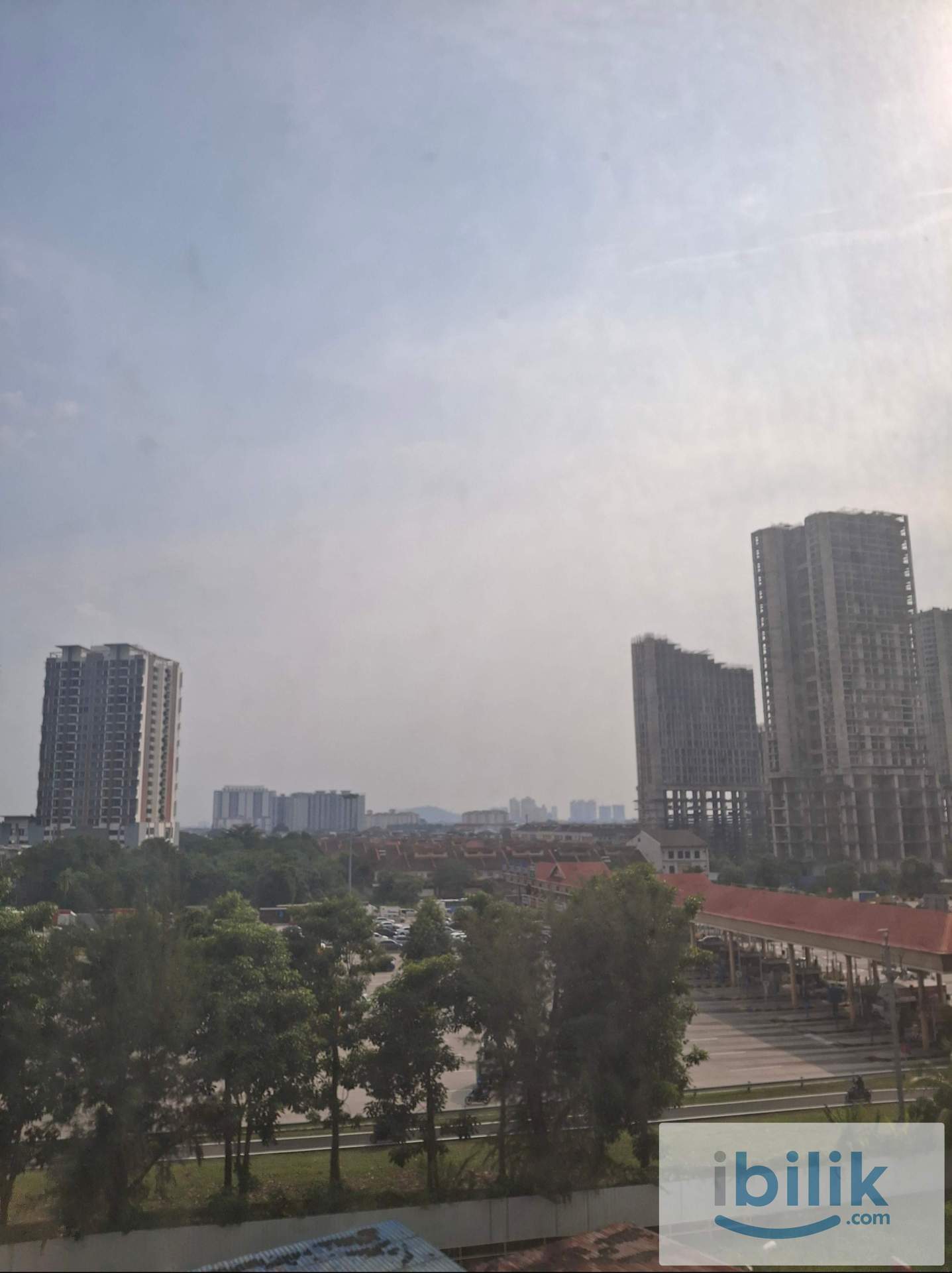 Newly renovated small room for rent at Residensi Laguna Condo, Bandar Sunway  - Image 9