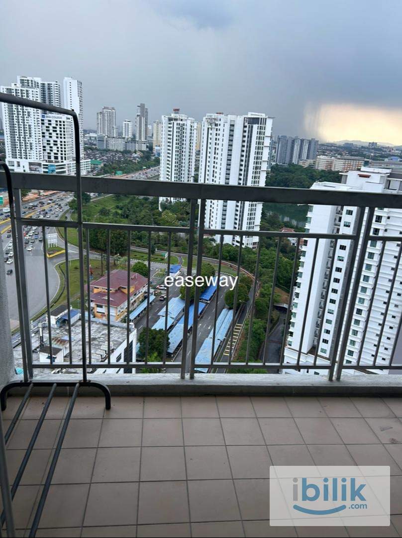 Newly renovated small room at Residensi Laguna Condo, Bandar Sunway  - Image 9