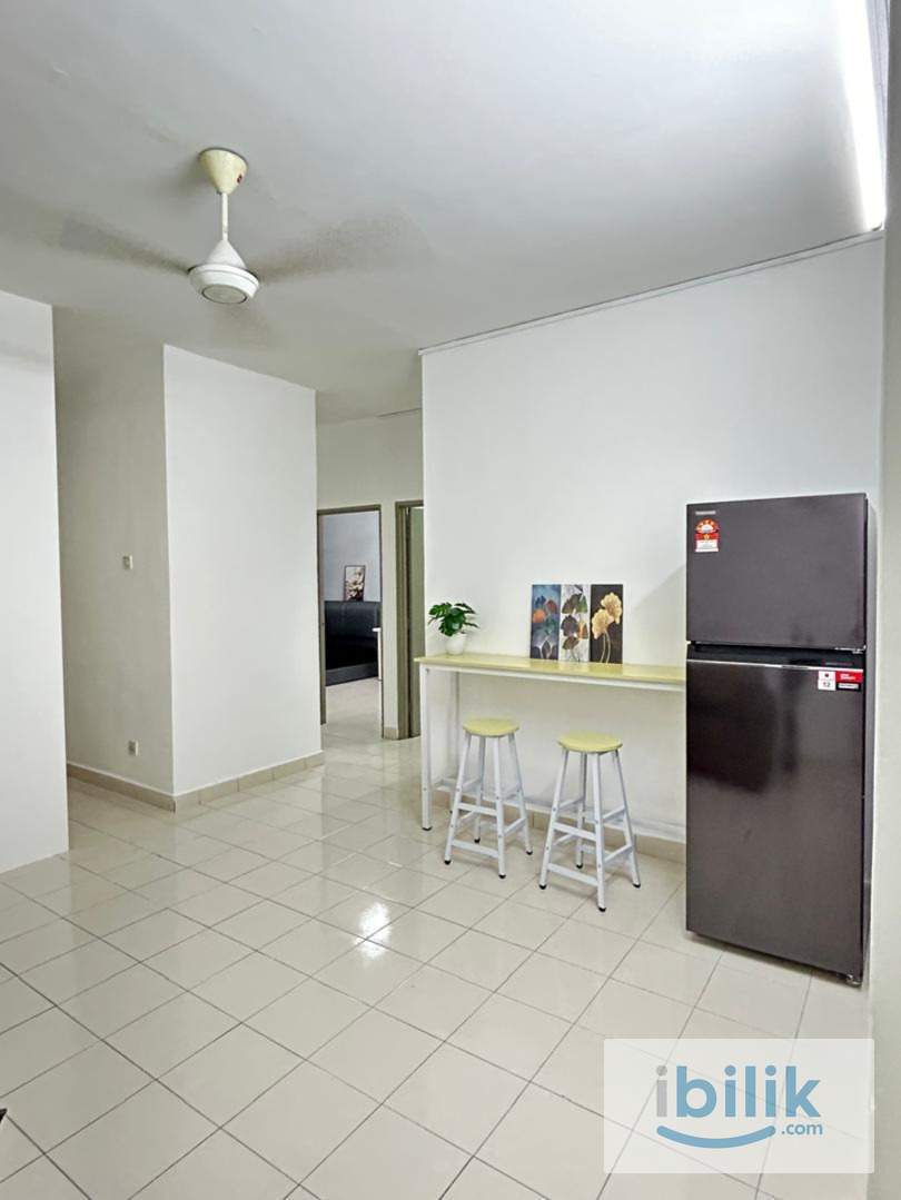 Medium Room - Image 5