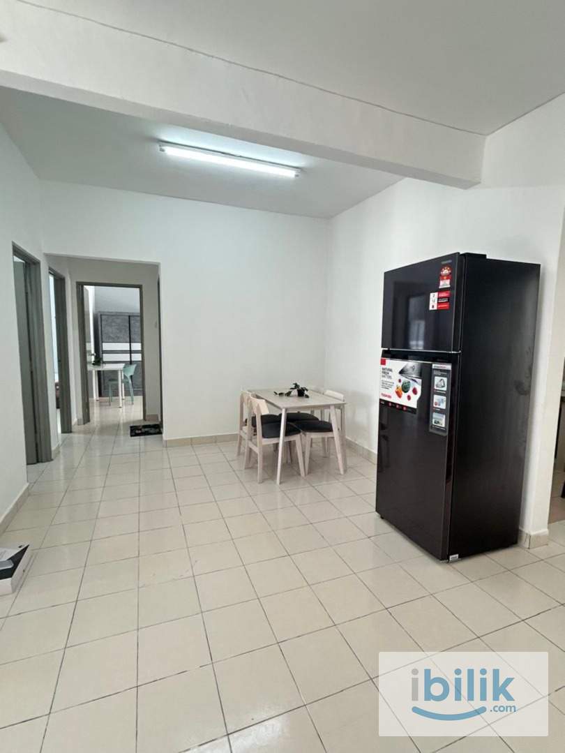 Master Room for Rent at Residensi Laguna Condominium, Bandar Sunway - Image 7