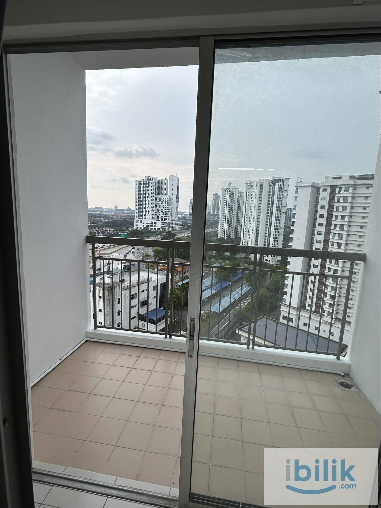 Room for Rent at Residensi Laguna Condominium, Bandar Sunway - Image 7