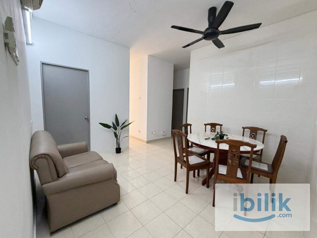Newly renovated small room (females unit)at Residensi Laguna Condo, Bandar Sunway  - Image 4