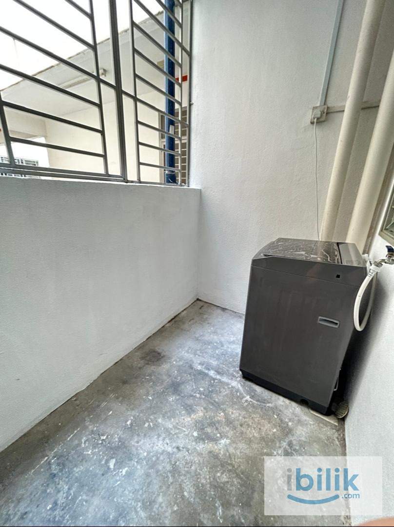 Small room in muslim females unit at Residensi Laguna Condo, Bandar Sunway  - Image 6