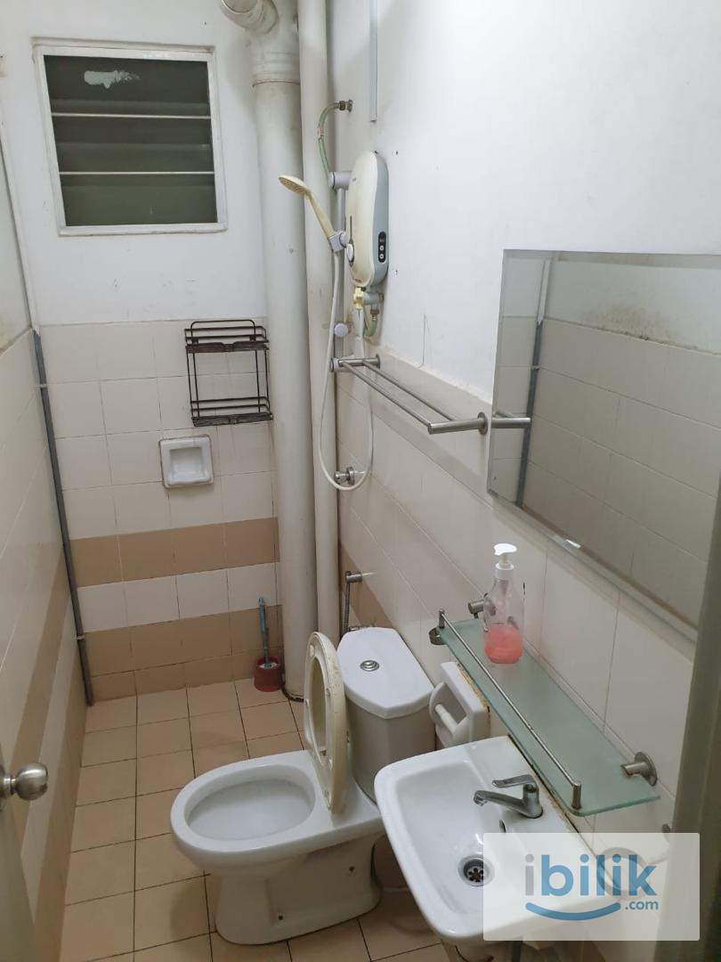 Medium Room for Rent at Residensi Laguna Condominium, Bandar Sunway - Image 9