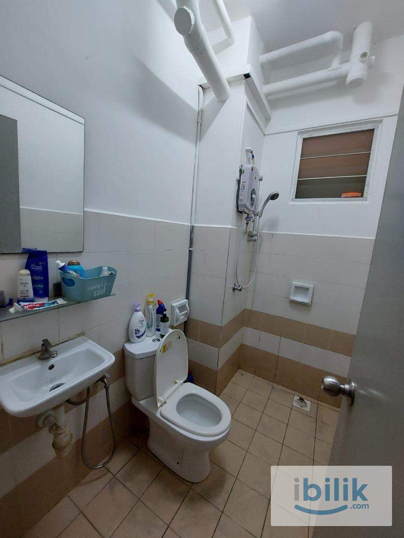 Single Room for Rent at Residensi Laguna Condominium, Bandar Sunway - Image 7