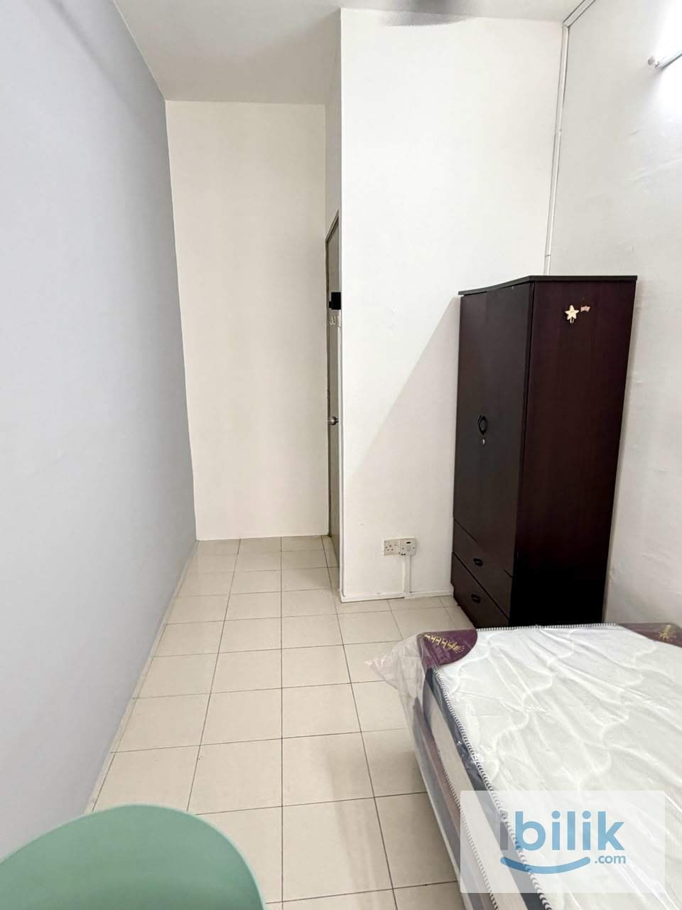 Single Room for Rent at Residensi Laguna Condominium, Bandar Sunway - Image 9