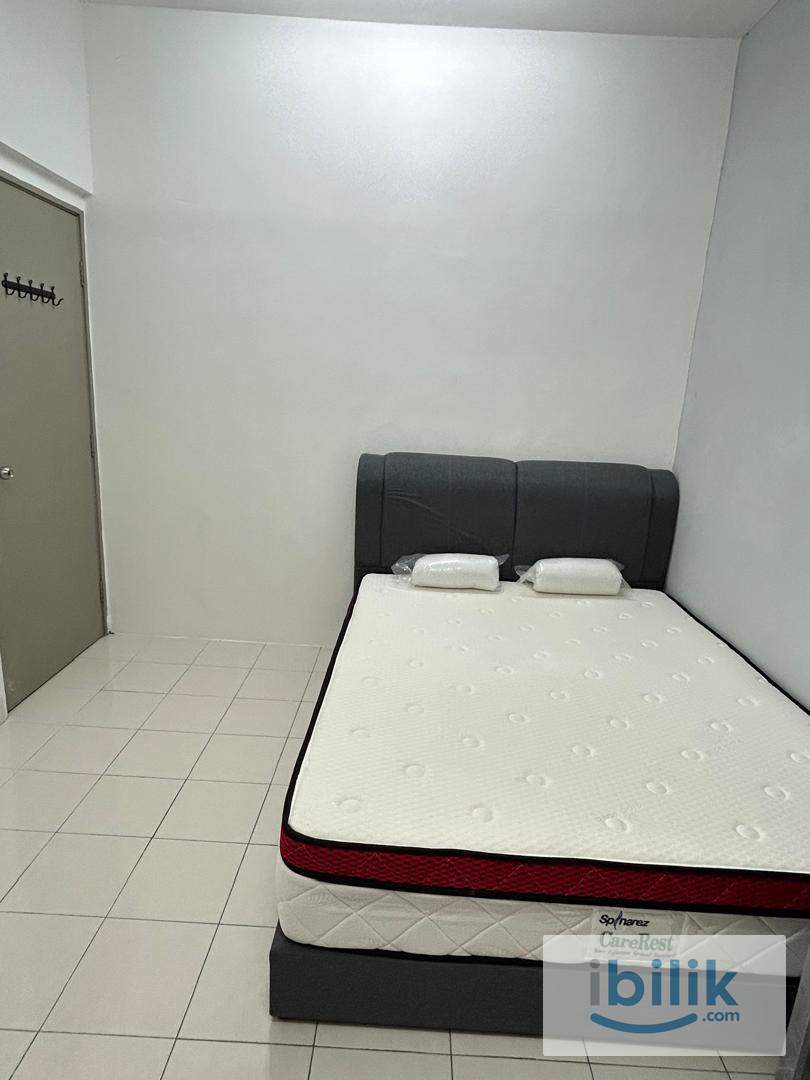  Full-Furnished Room for Rent at Residensi Laguna Condo, Bandar Sunway - Image 2