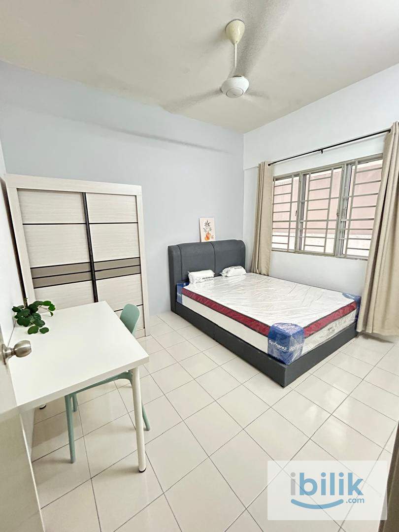 Medium Room for Rent at Residensi Laguna Condominium, Bandar Sunway - Image 3