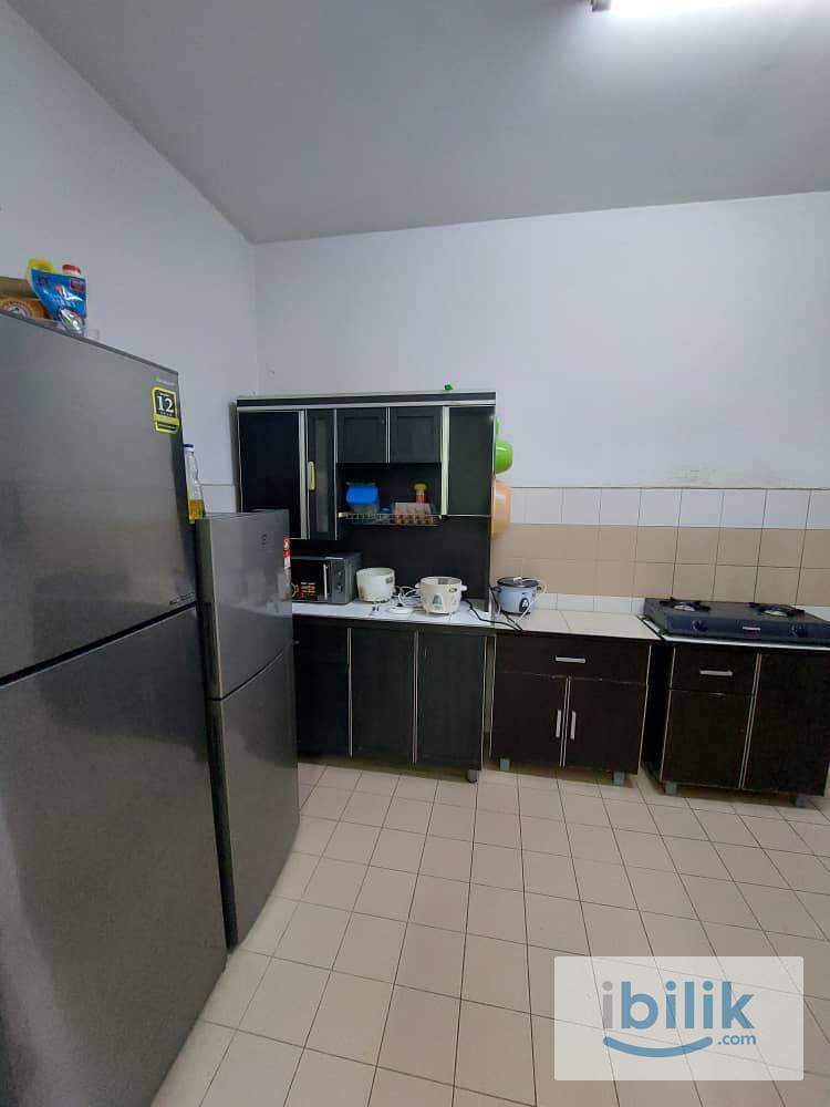 Full-Furnished Medium Room for Rent at Bandar Sunway - Image 9