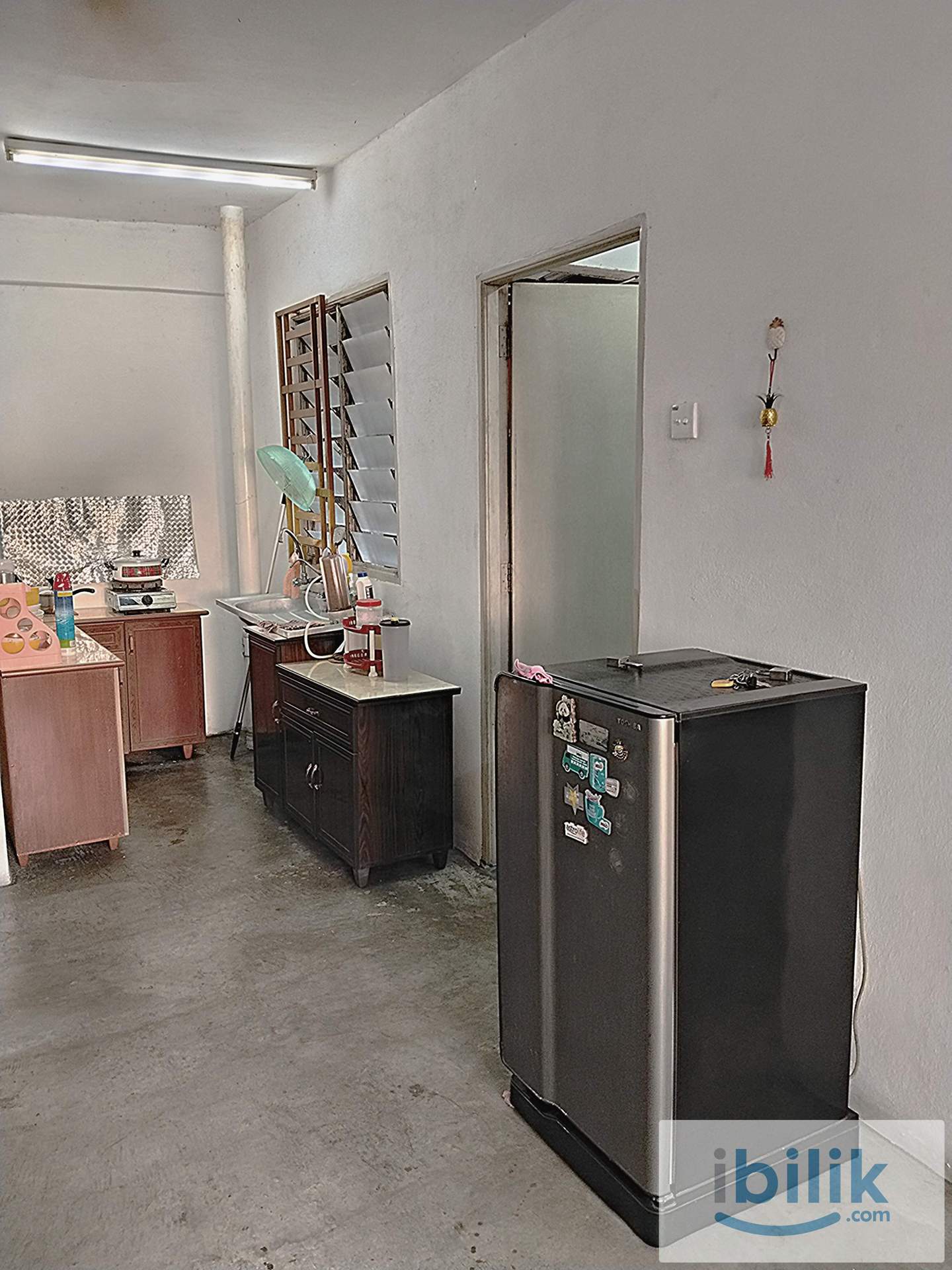 ROOM AT PANGSAPURI AMPANG JAJAR - Image 2