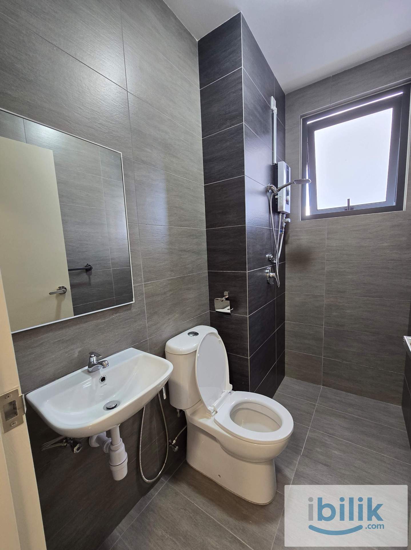 Cheras All Female Medium Room @ Nexus Residence Taman Pertama (MRT Link) - Image 4