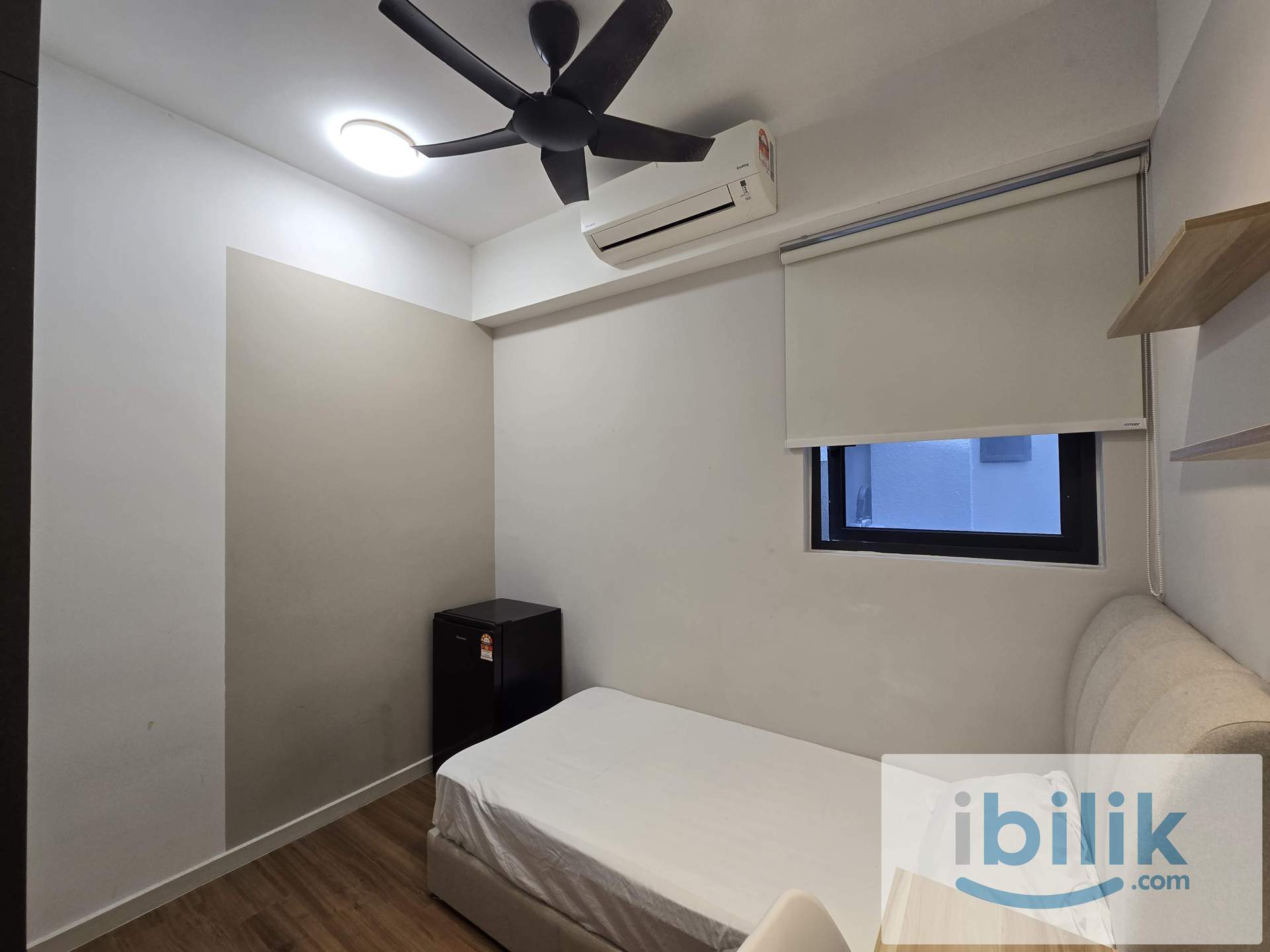 Cheras Maluri M Vertica Female Single Room (FREE Utilities) - Image 2
