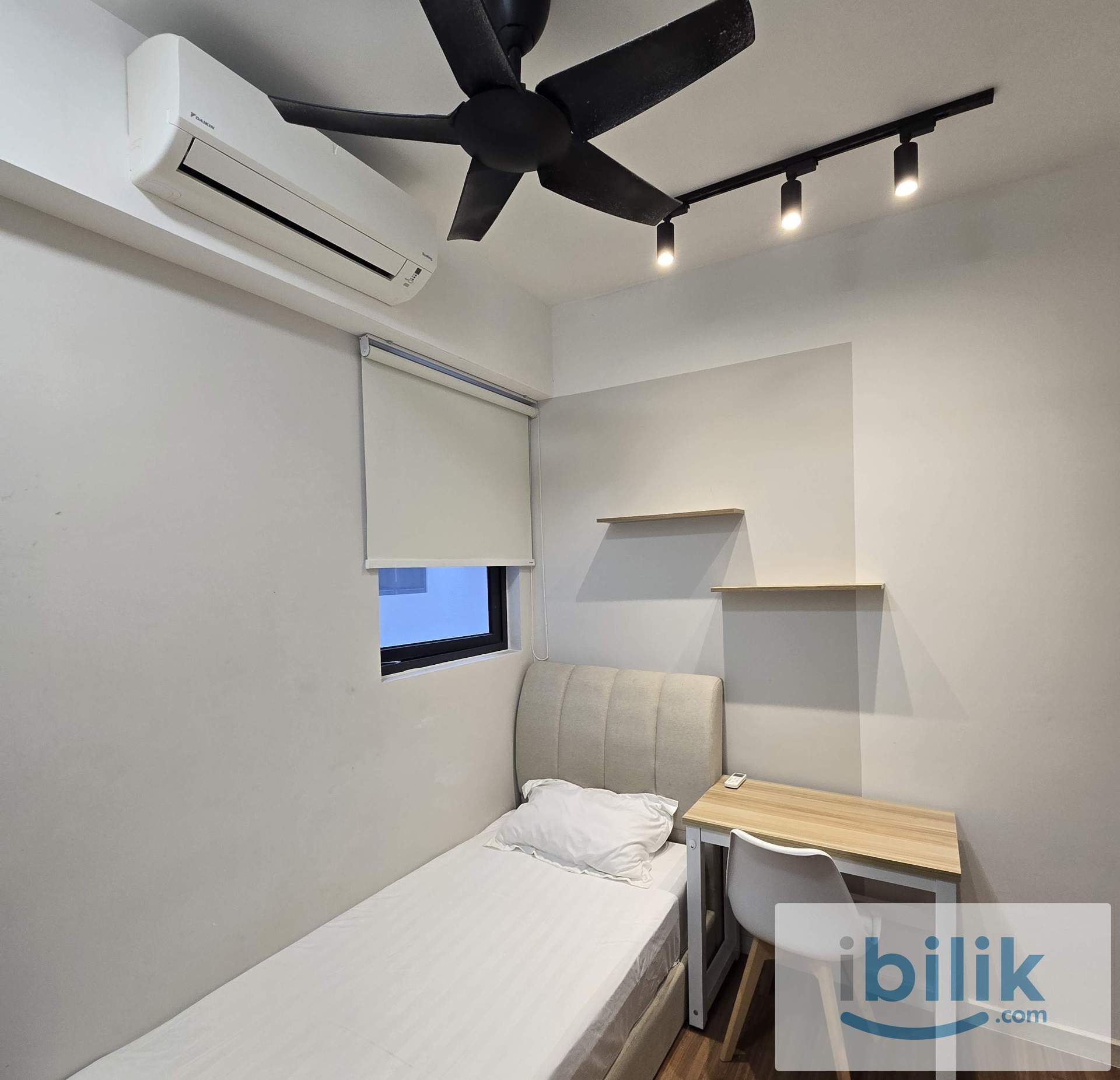 Cheras M Vertica Female Unit Single Room (FREE Utilities WiFi) - Image 1