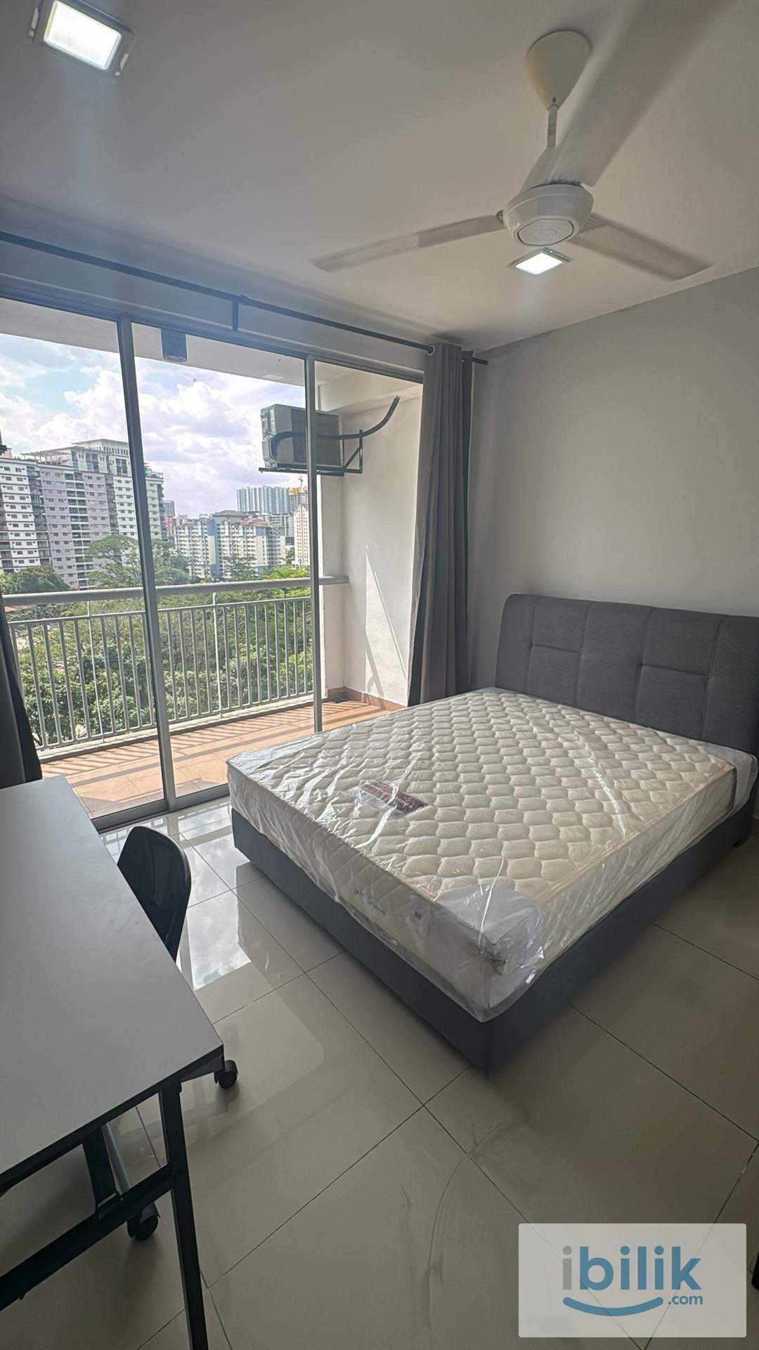New Fully Furnished Large Medium Room In Cheras Near HUKM/Stadium - Image 1