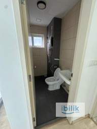 Cozy And Comfortable Fully Furnished Master Room With Private Bathroom Near HUKM - Image 2