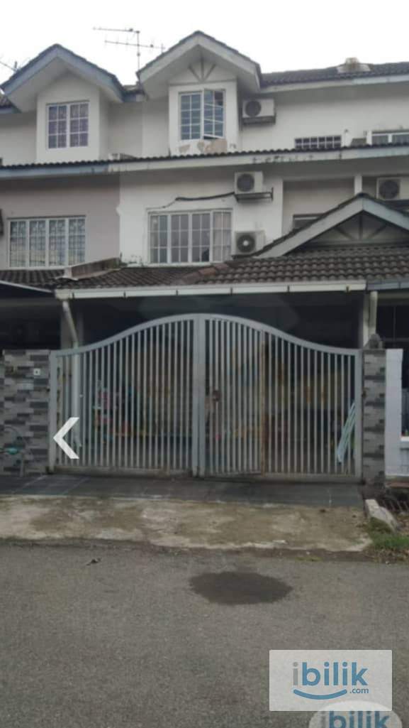 TERRACE HOUSE MIDDLE ROOM FOR RENT. - Image 4