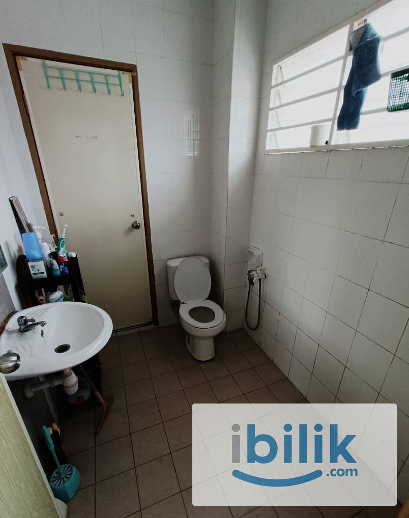 One Month Depo ❗ Single Room for Rent at Jenjarom with Free WiFi 📱 - Image 3
