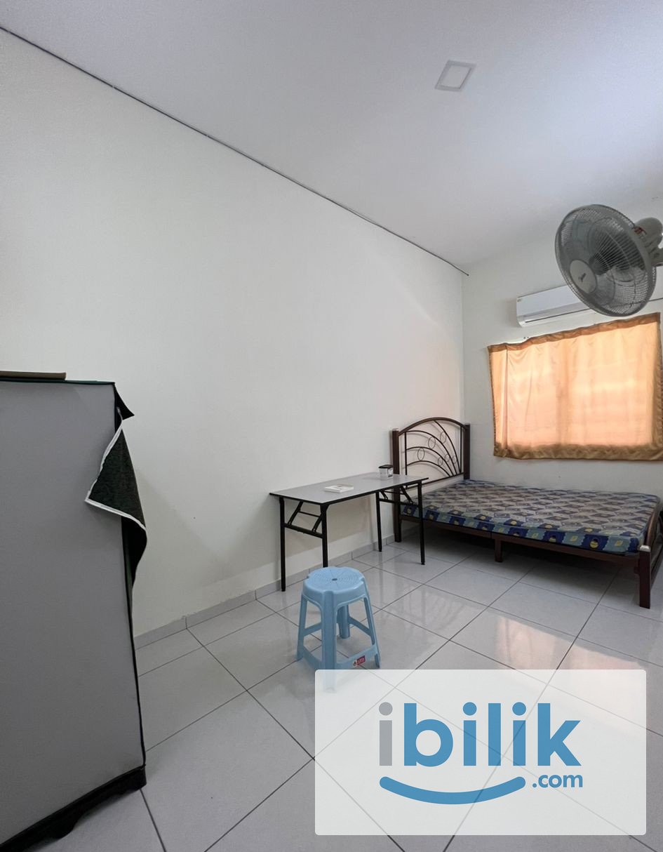One Month Depo ❗ Single Room for Rent at Jenjarom with Free WiFi 📱 - Image 1