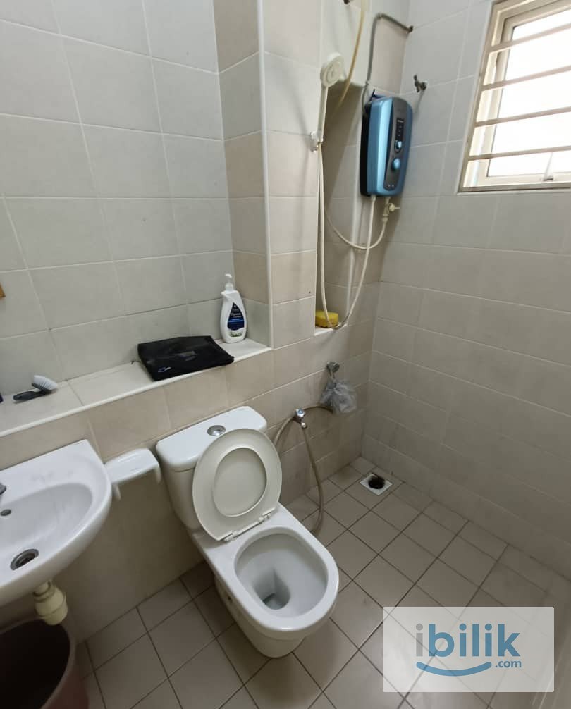 Offer ❗ Bilik Sewa Murah with Air-Cond ❄️ at Bukit Rimau Shah Alam - Image 2