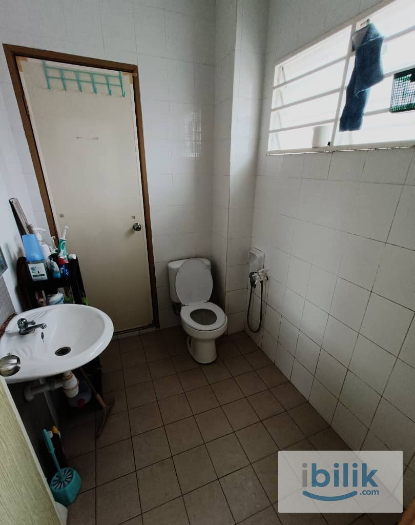 One Month Depo ❗ Single Room for Rent at Jenjarom with Free WiFi 📱 - Image 3