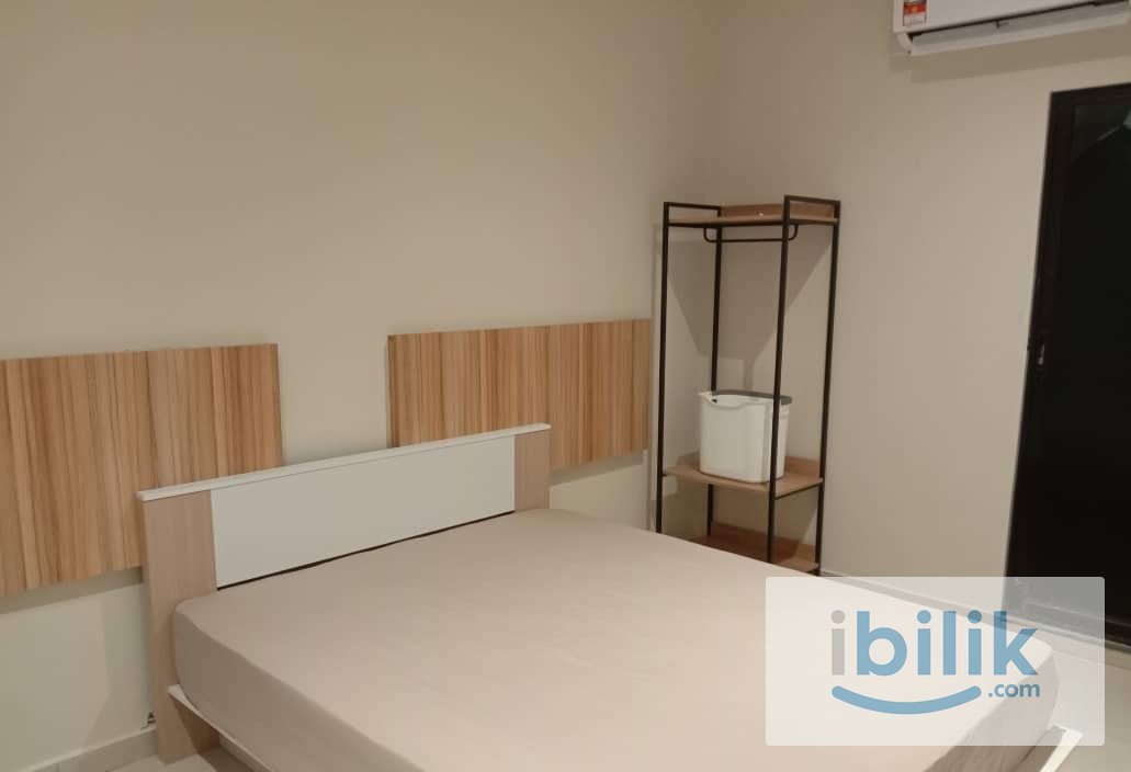 🏡 Private Room for Rent @ Zamburger Hotel, SS15 Subang Jaya✨ - Image 1